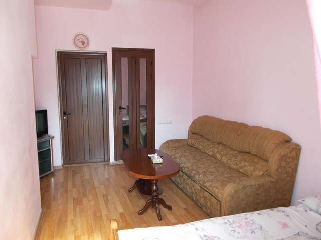 Отель Manand Hotel Ереван-11